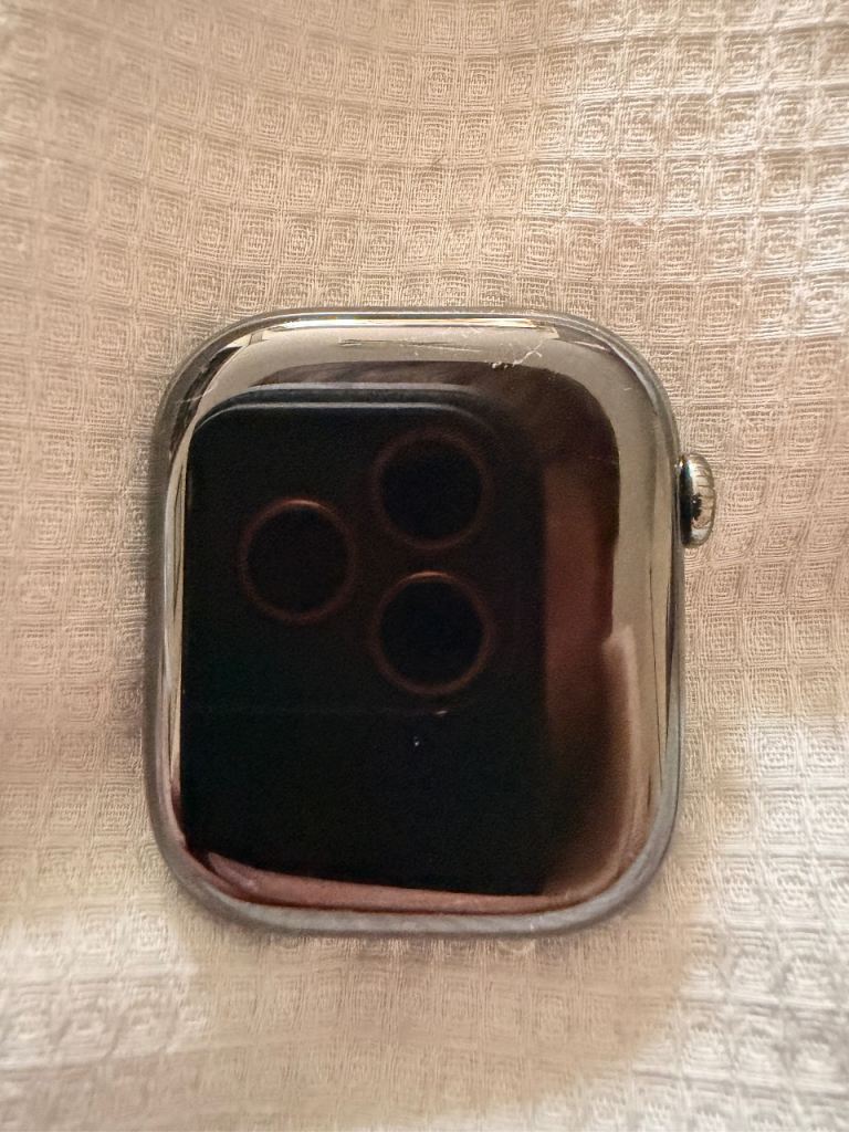 Apple Watch Series 10 45mm Titanium Case – Good Condition