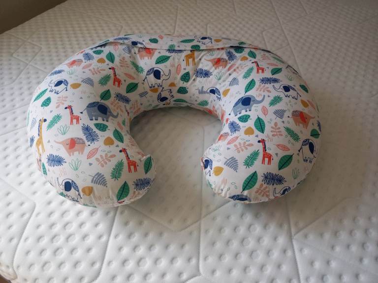 Feeding pillow /Sitting support pillow