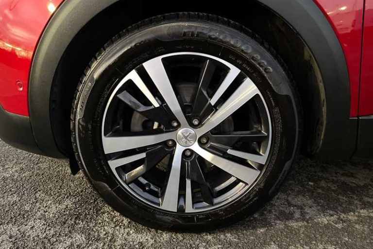 2018 Peugeot 3008 1.5 BlueHDi Allure SUV 5dr Diesel Manual Euro 6 (s/s) (130 ps) SUV Diesel Manual