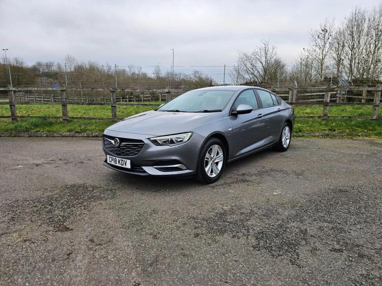 2018 Vauxhall Insignia 1.5T [165] Design 5dr HATCHBACK PETROL Manual