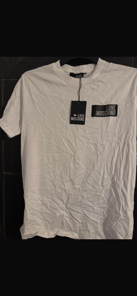 Moschino T-shirt size L bnwt 