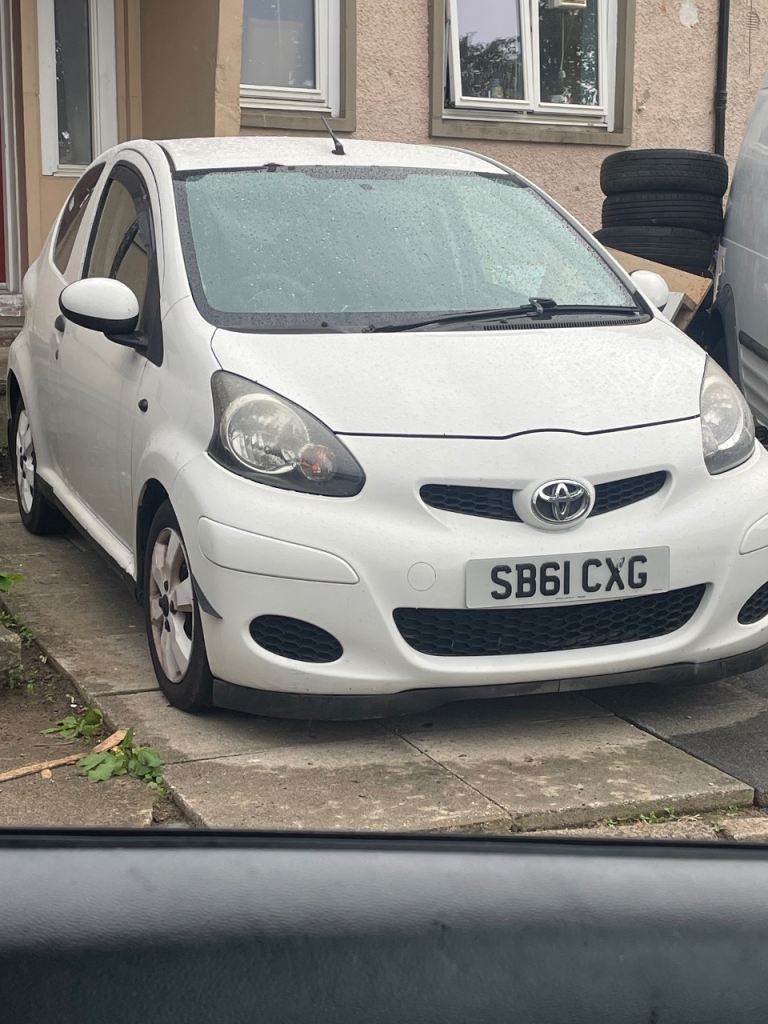 Toyota, AYGO, Hatchback, 2011, Manual, 998 (cc), 3 doors