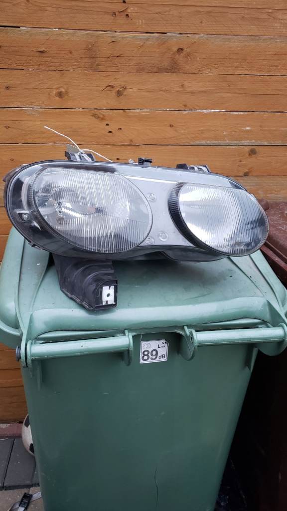 Rover mg -2t headlight o/s