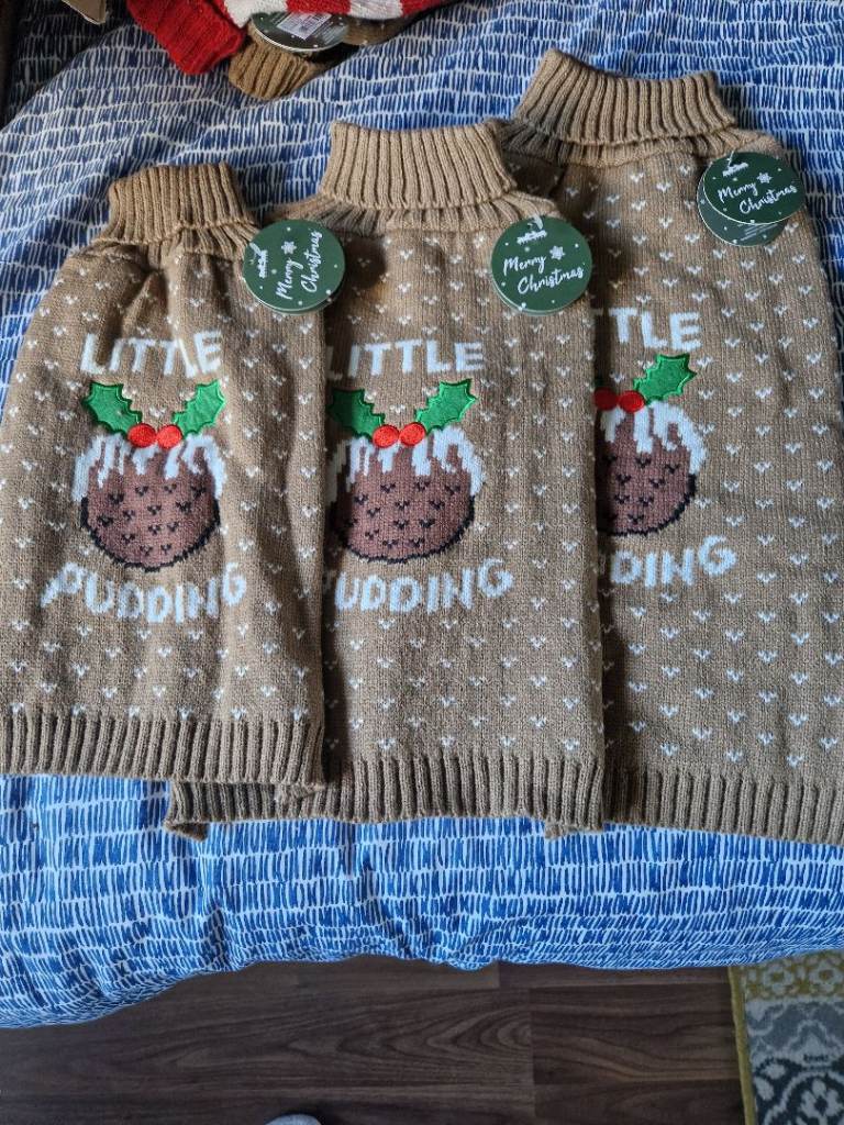 BRAND NEW DOG XMAS JUMPERS