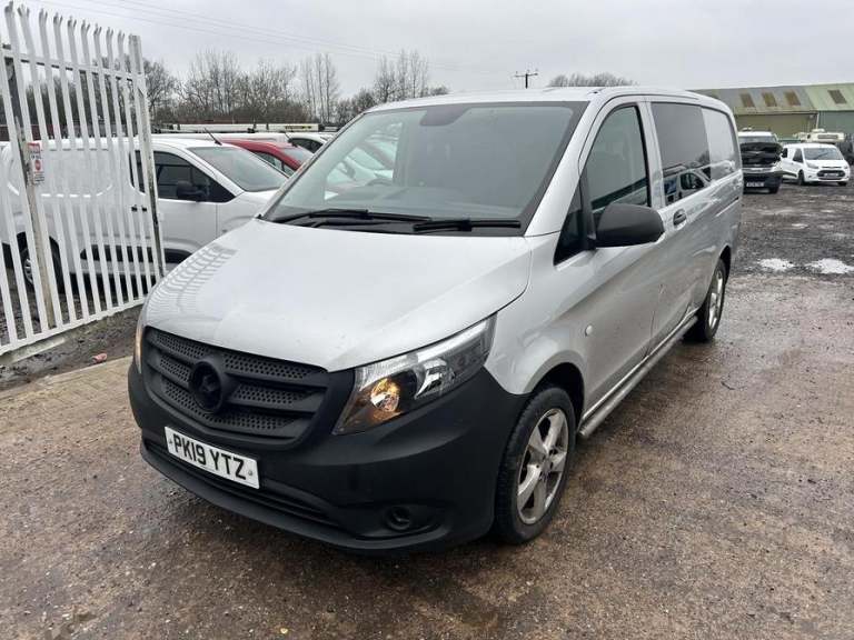 2019 Mercedes-Benz Vito 116CDI Sport Crew Van PANEL VAN DIESEL Manual