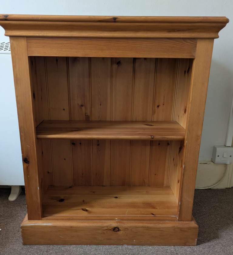 Teak pine standing bookcase 