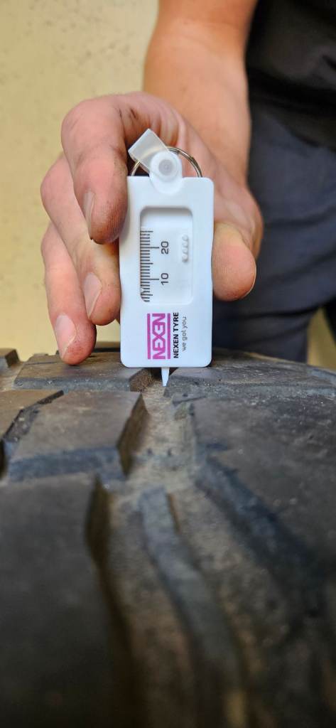 BFGoodrich mud terrain tyres set of 4