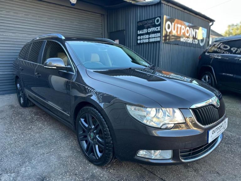 2011 Skoda Superb 3.6 V6 Elegance DSG 4WD Euro 5 5dr ESTATE Petrol Automatic