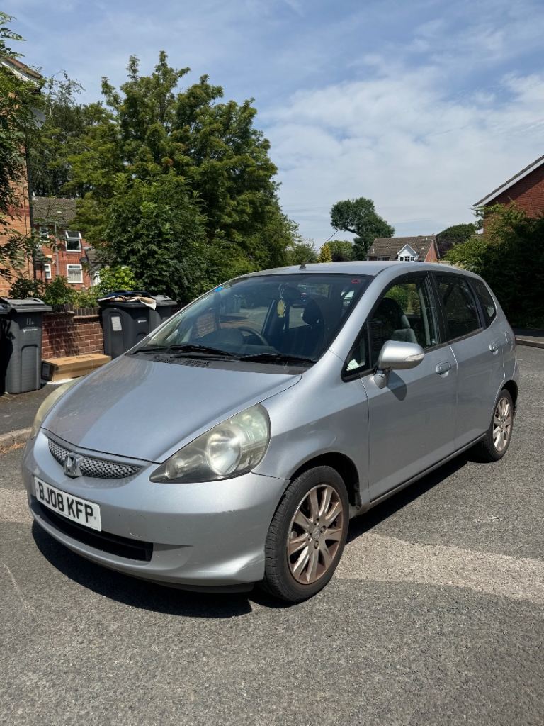 Honda jazz 1.4l petrol full service history MOT 2027 cheap and reliable!!!