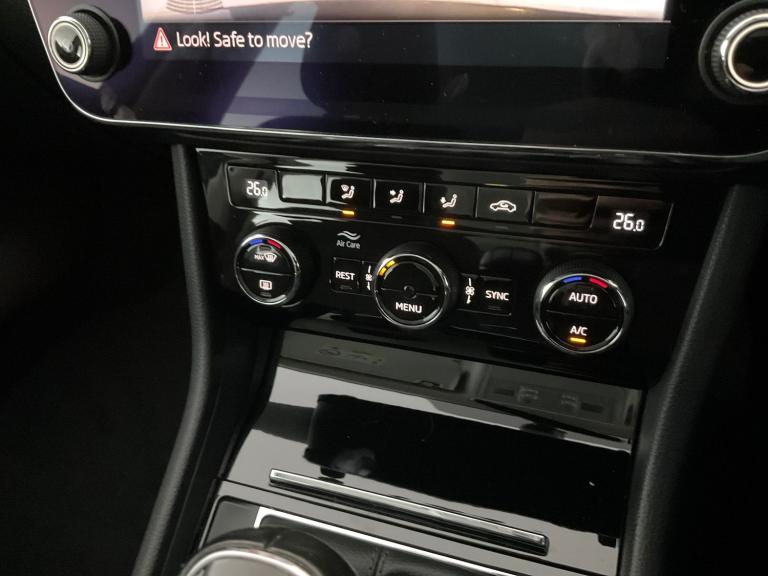 2018 Skoda Superb 1.4 TSI ACT SE Hatchback 5dr Petrol Manual Euro 6 (s/s) (150 ps) - PARK SEN Hat...