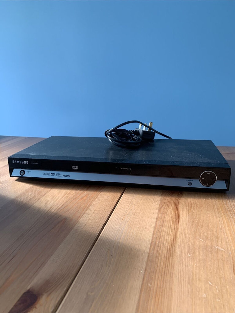 Samsung DVD-HD860 DVD Player,Used,No Remote