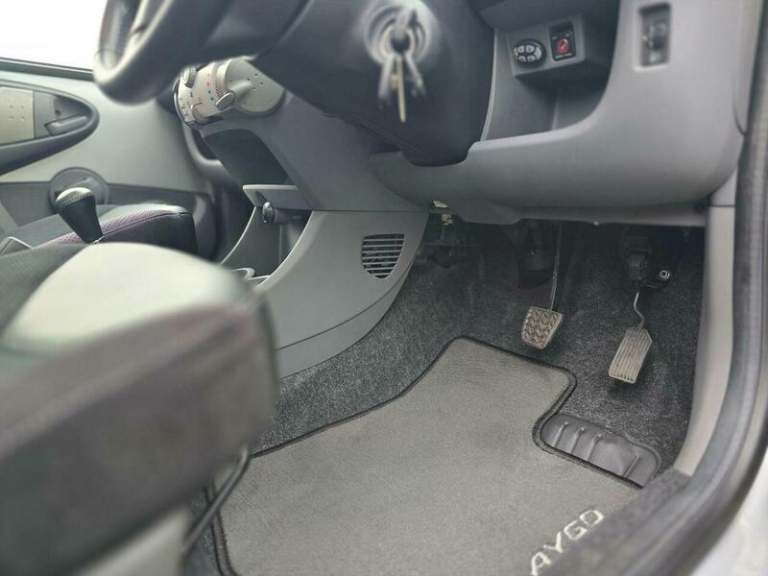 2009 Toyota AYGO 1.0 VVT-i Platinum 5dr [AC] MMT HATCHBACK PETROL Automatic