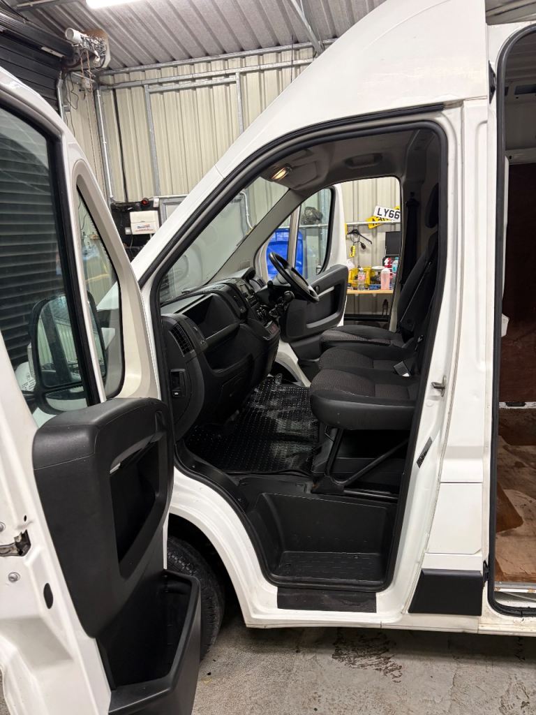 Peugeot, BOXER, Panel Van, 2020, Manual, 2179 (cc)