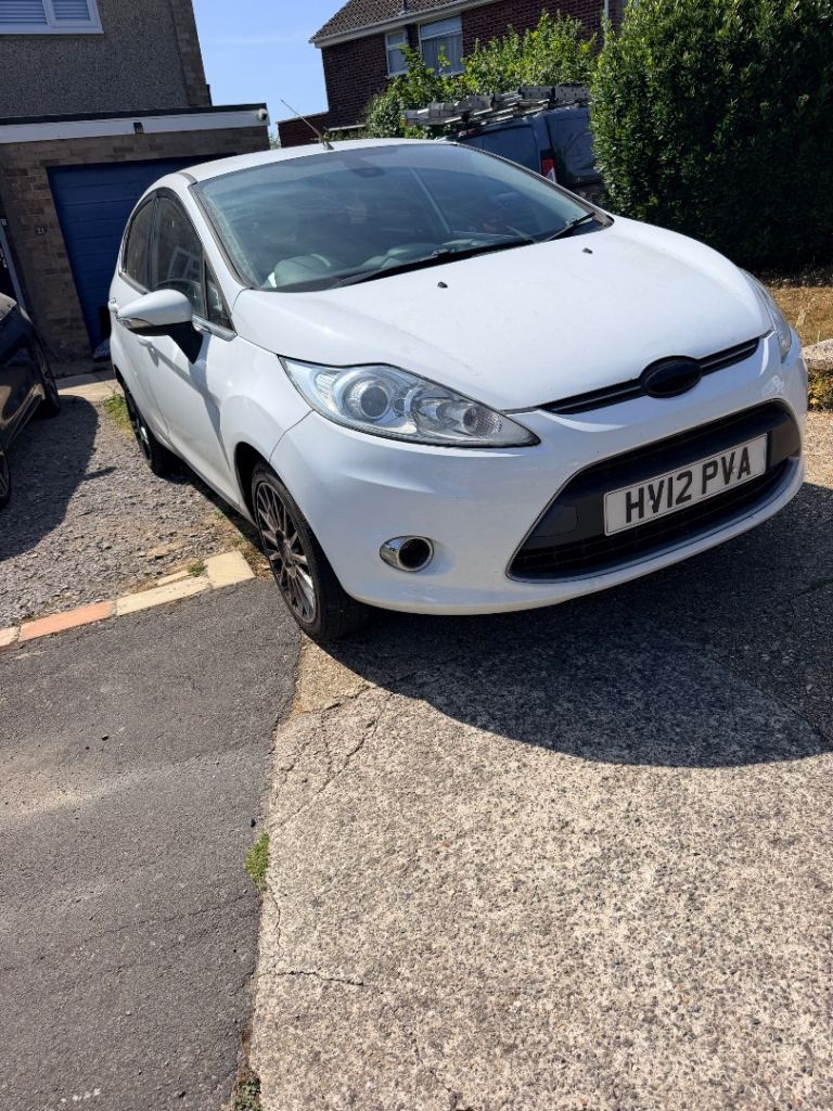 Ford, FIESTA, Hatchback, 2012, Manual, 1399 (cc), 5 doors