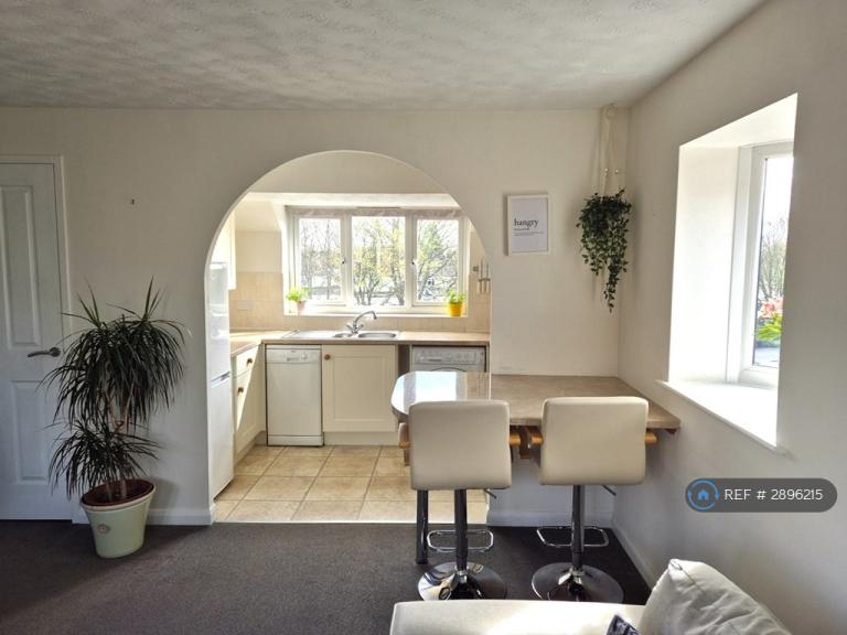 1 bedroom flat in Broome Way, Banbury, OX16 (1 bed) (#2896215)