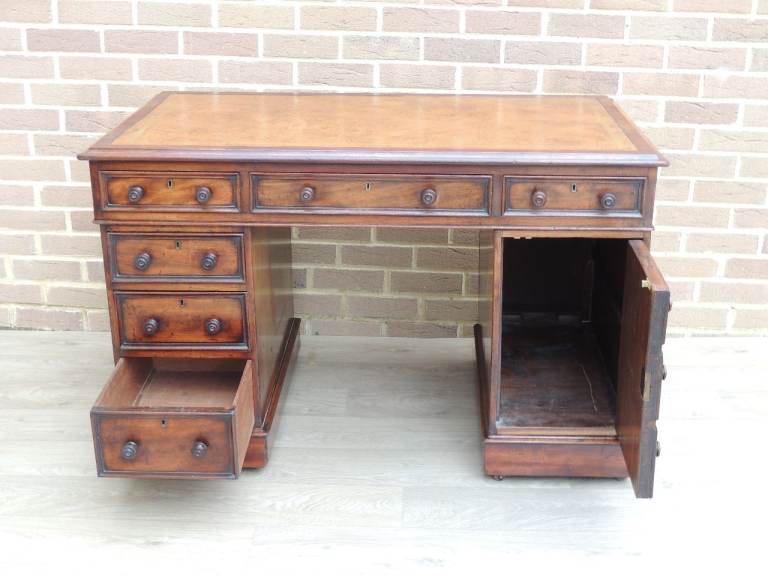 Antique Victorian Pedestal Desk (UK Delivery)