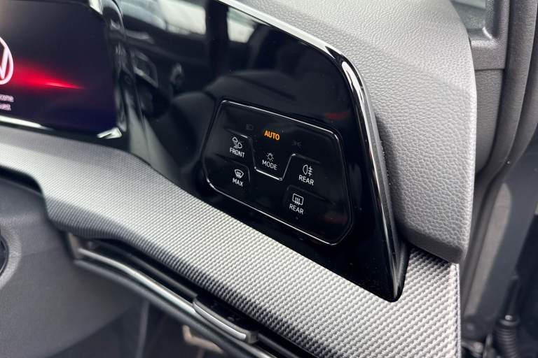 2025 Volkswagen Golf 2.0 TSI 300 GTI Clubsport 5dr DSGÃ¢Â­ÂBlack Pack, DCC, Sunroof, 'Akra Hatch...