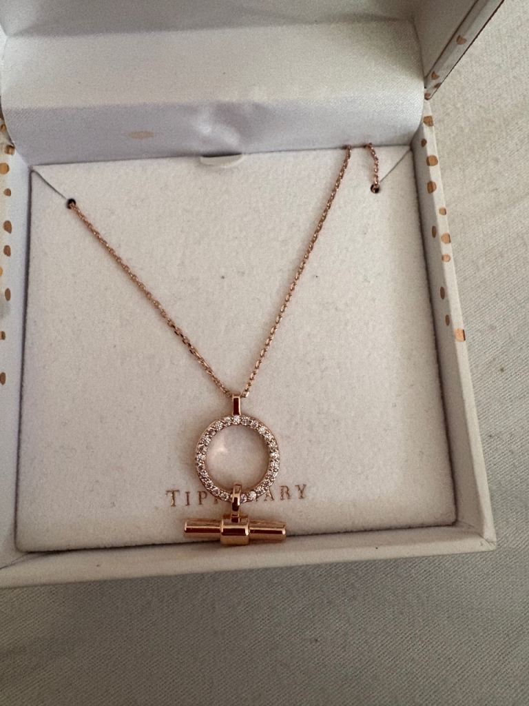 Tipperary rose gold necklace 