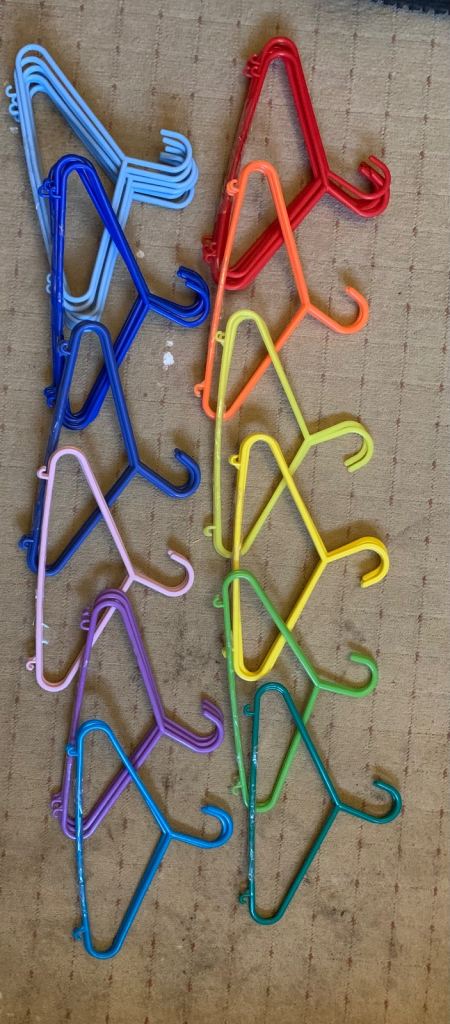 Colour cloths hangers 