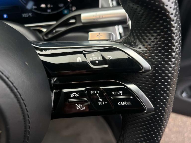 2022 Mercedes-Benz S Class 3.0 S580Le V6 28.6kWh AMG Line (Premium) Saloon 4dr Petrol Plug-in Hyb...