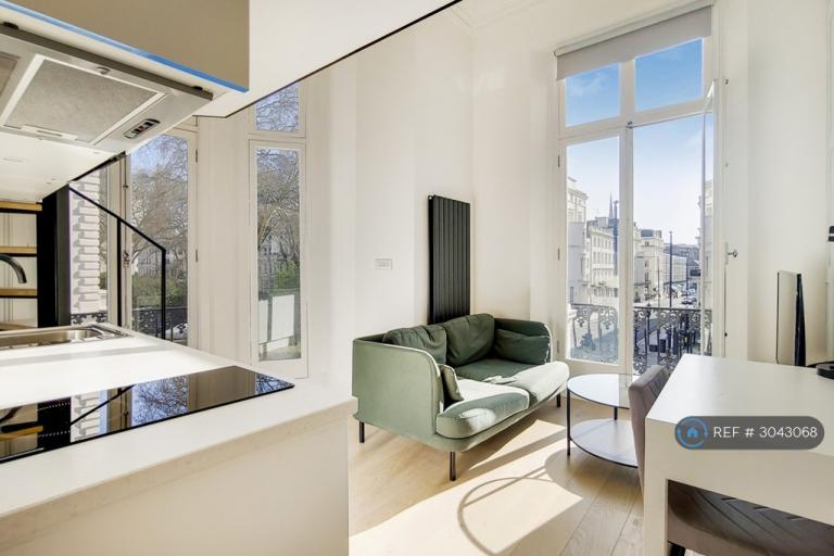 Studio flat in Westbourne Terrace, London, W2 (#3043068)