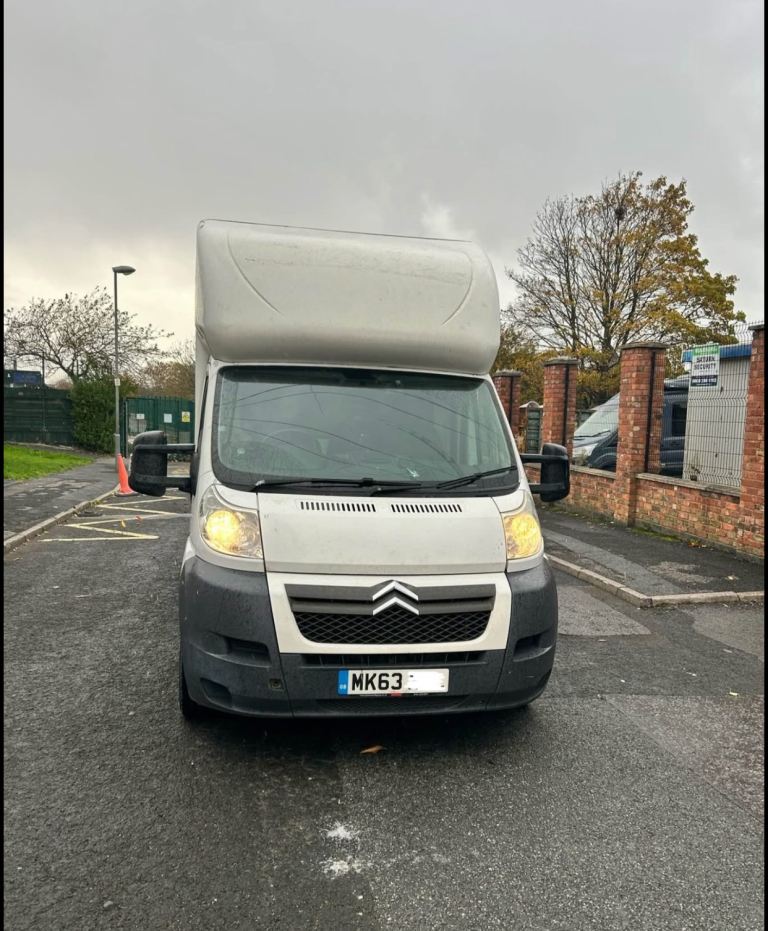 Citroen Relay Luton Van - 2.2L 2013 Manual Box Tail Lift