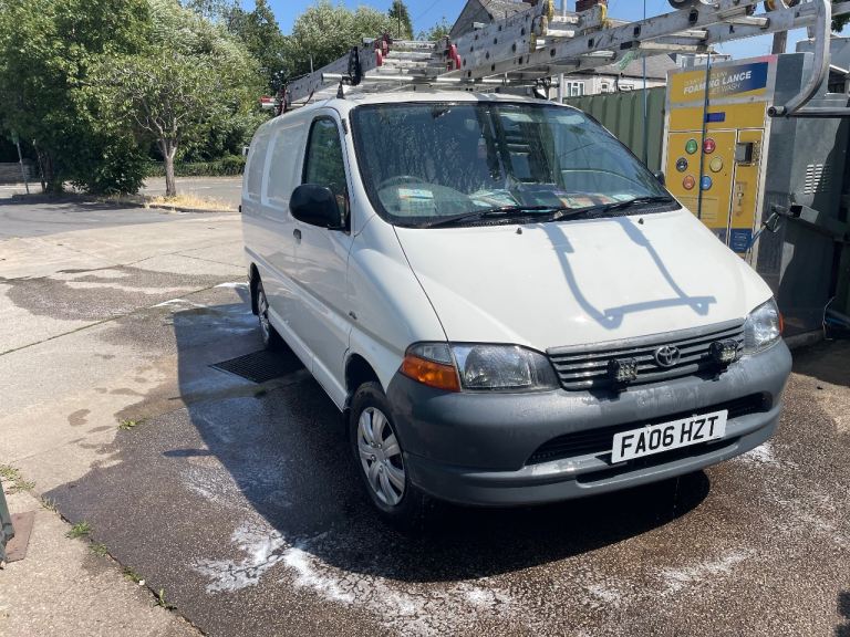 Toyota, HIACE, Panel Van, 2006, Manual, 2494 (cc)