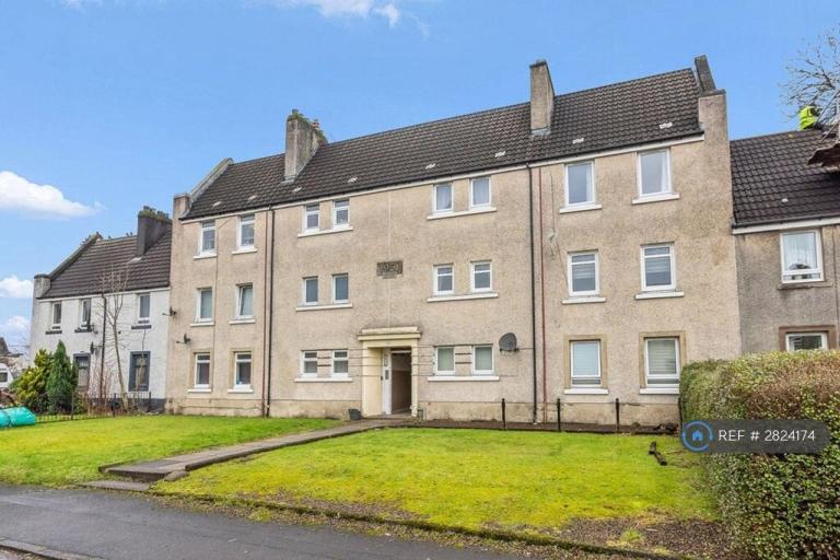 2 bedroom flat in Elm Avenue, Renfrew, PA4 (2 bed) (#2824174)