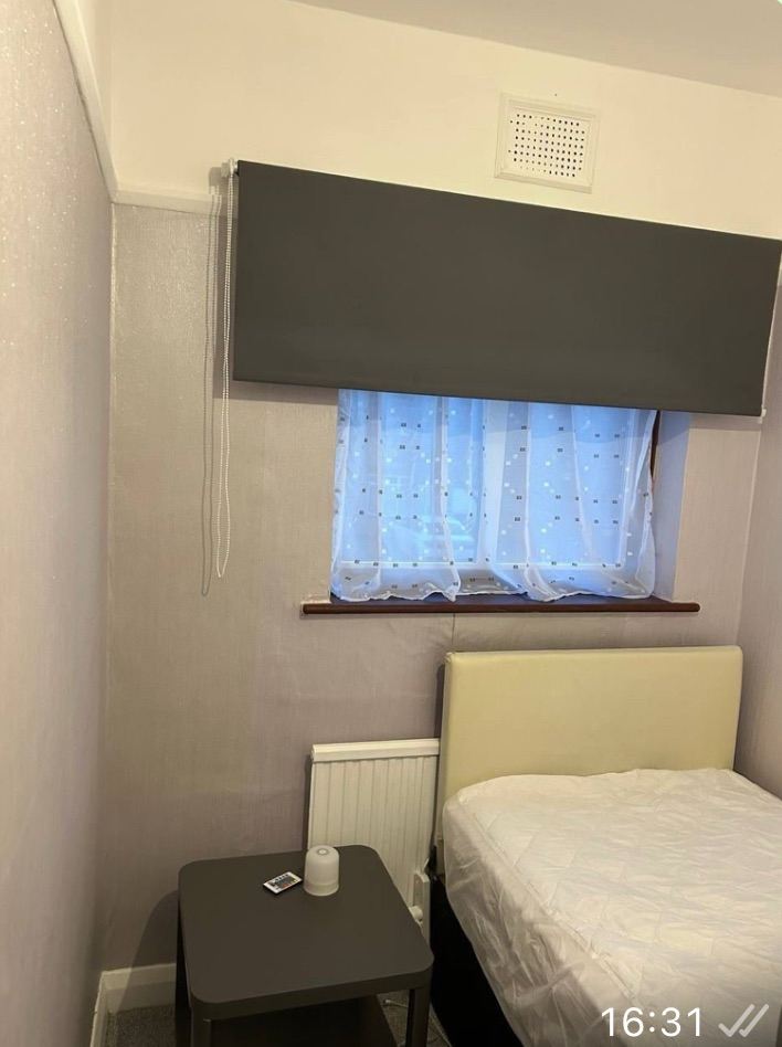 Box room to rent 