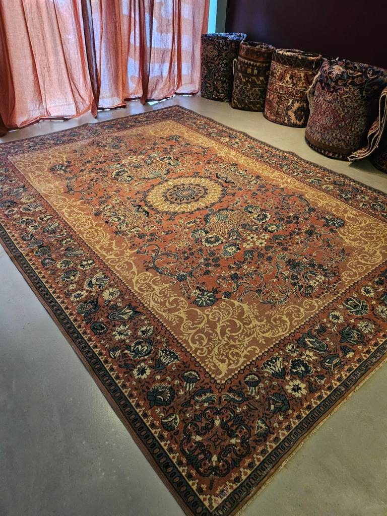 Mid Century Vintage Turkish Rug Carpet 205 × 282 cm Handwoven Prof Cleaned