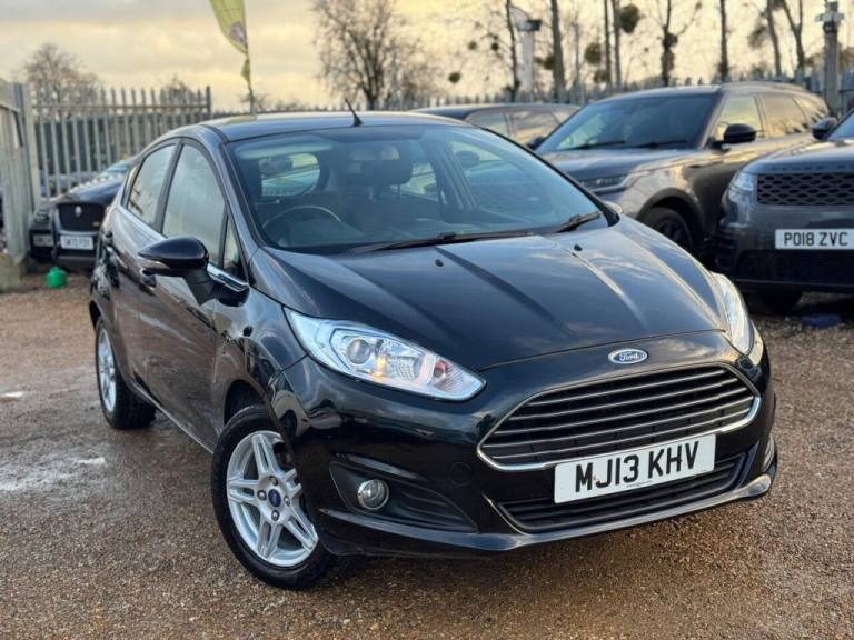 2013 Ford Fiesta 1.6 Zetec 5dr Powershift HATCHBACK PETROL Automatic