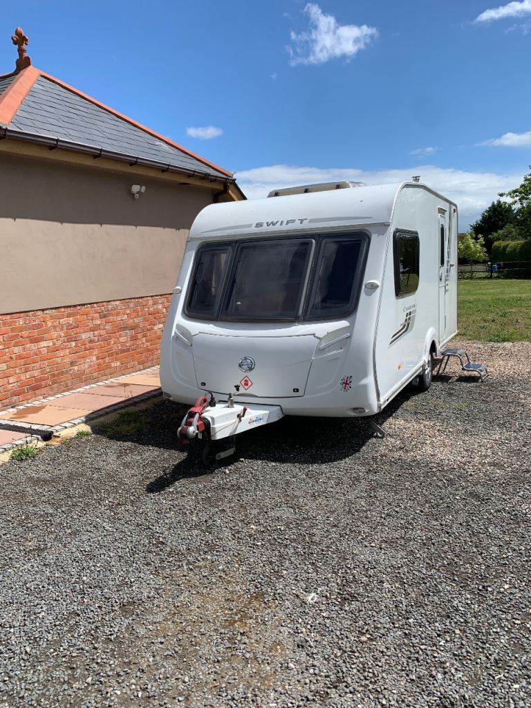 Swift charisma 2010 with motor mover 2berth