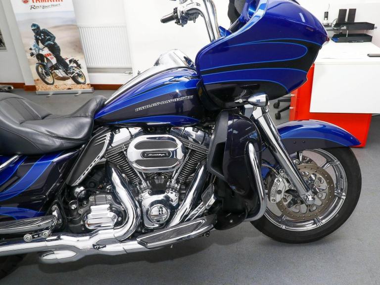 2015, '15 Harley-Davidson FLTRUSE Road Glide CVO. Stunning Bike. See Ad. £13,995