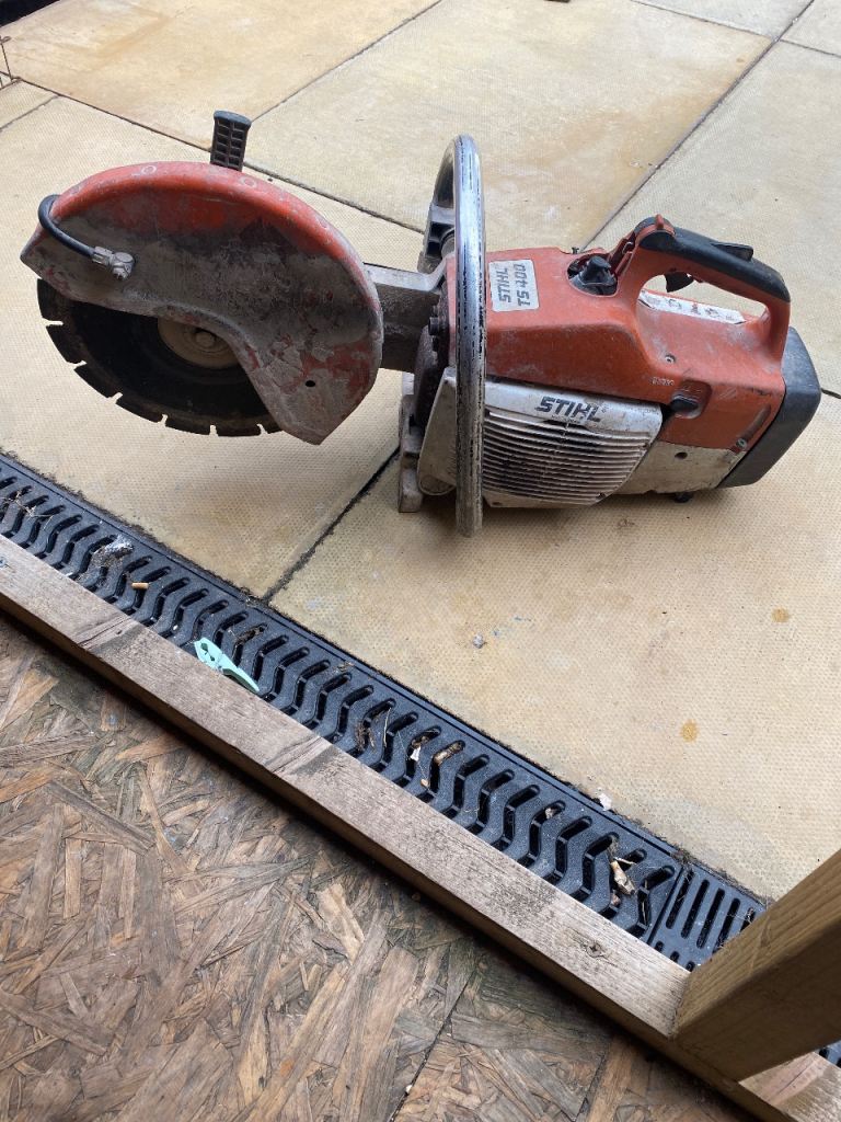 Stihl TS 400 Cut-Off Saw – Well Used