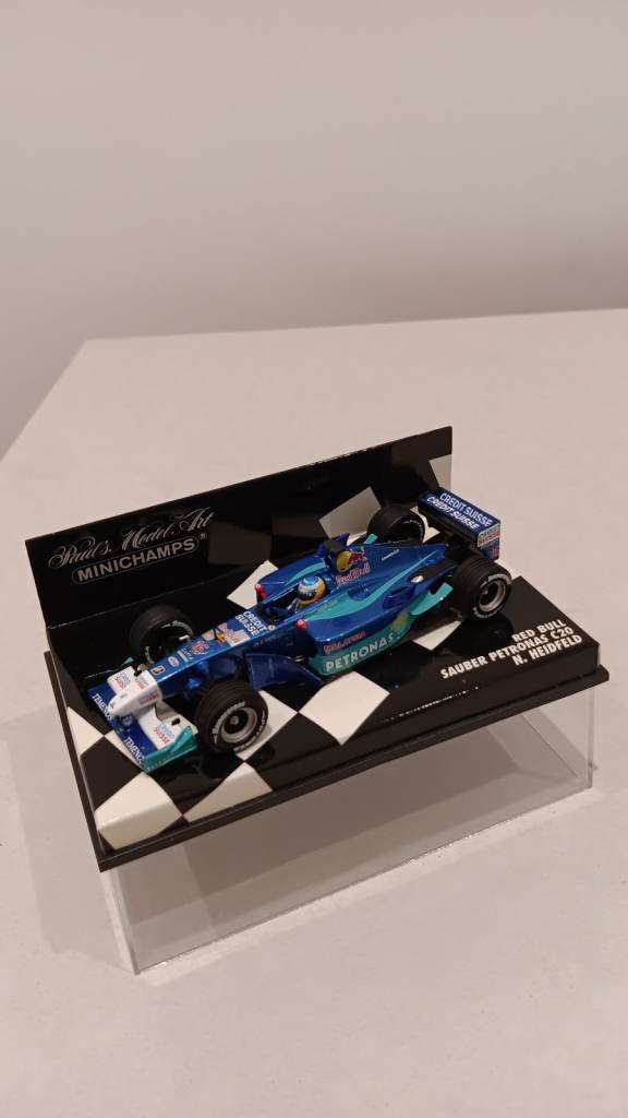 MINICHAMPS Sauber Petronas C20 F1 Model Car 1:43 Scale