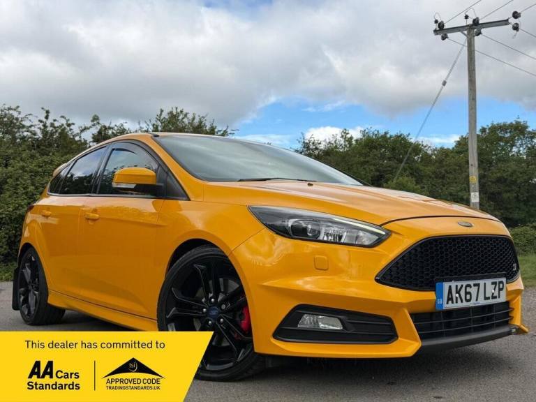 2017 Ford Focus 2.0T EcoBoost ST-3 Euro 6 (s/s) 5dr Hatchback Petrol Manual