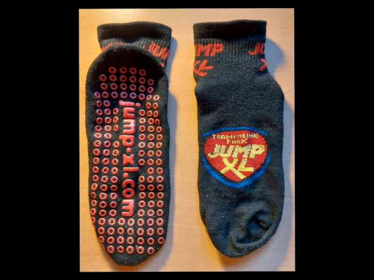 Jumphouse black anti-slip (ABS) socks, sizes 35–38