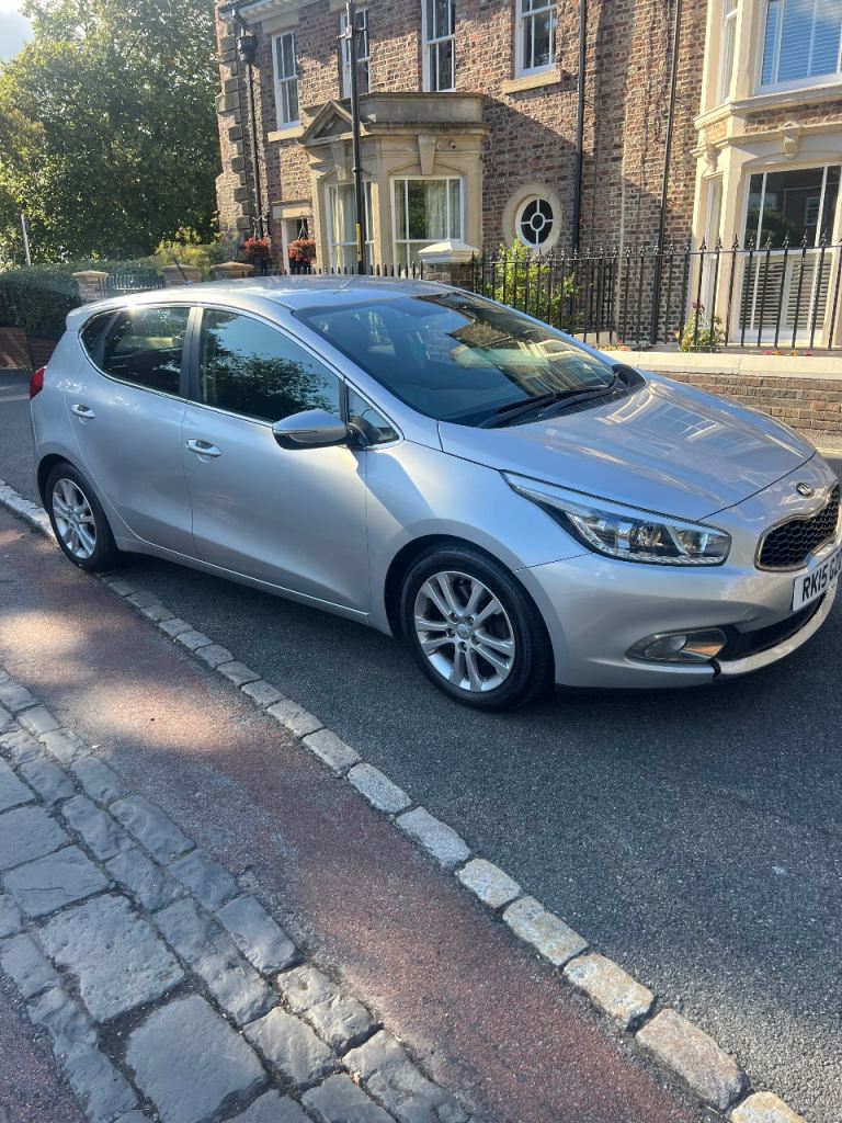 Kia, CEED, Hatchback, 2015, Manual, 1582 cc 
