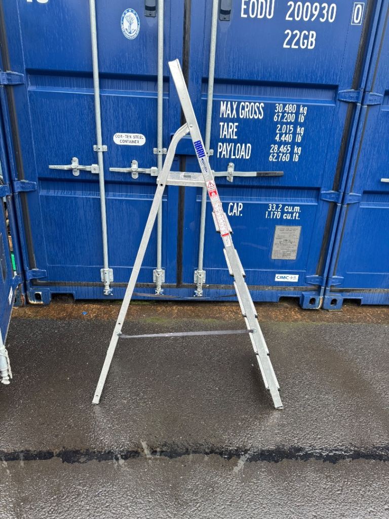 ABRU Werner Aluminium Step Ladder – Good Condition | in Falkirk | Gumtree