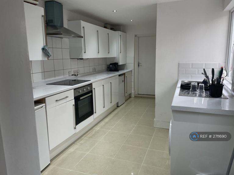 6 bedroom house in Prescot Road, Ormskirk, L39 (6 bed) (#2711690)