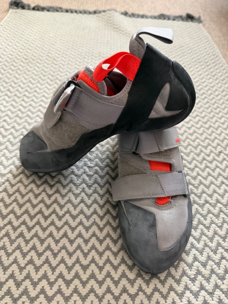 Adidas Five Ten Climbing Shoes – EU 39 / UK 6