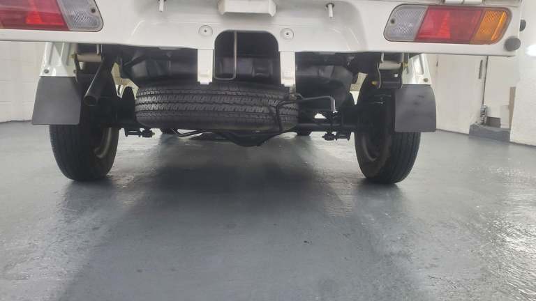 Mitsubishi minicab pickup 650cc 4wd fresh japanese import only 18k miles 07