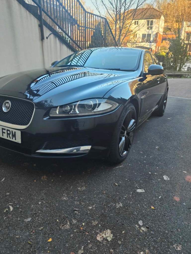 Jaguar XF 2.2 190BHP FSH -Luxury Model