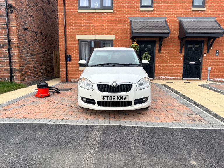 Skoda, FABIA, Hatchback, 2008, Manual, 1896 (cc), 5 doors