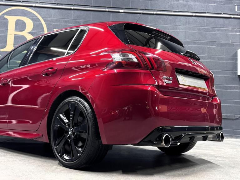 PEUGEOT 308 1.6 THP GTi by Peugeot Sport 2016