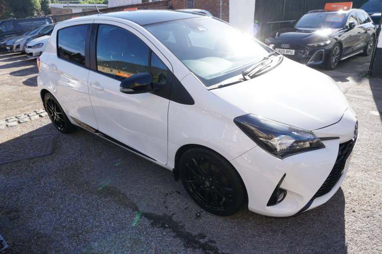 2019 Toyota Yaris 1.5 Hybrid GR-Sport 5dr CVT HATCHBACK PETROL/ELECTRIC Automatic