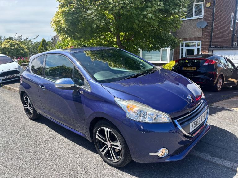 Peugeot, 208, Hatchback, 2013, Manual, 1598 (cc), 3 doors