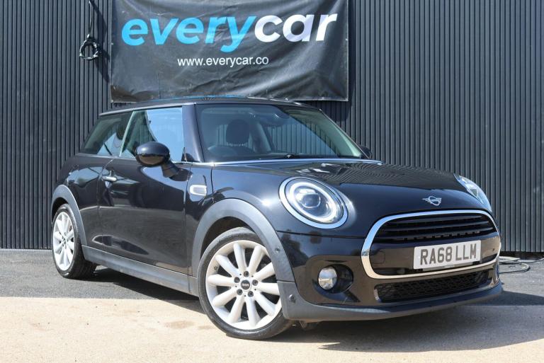2018 MINI Hatch 1.5 Cooper Classic Euro 6 (s/s) 3dr HATCHBACK Petrol Manual