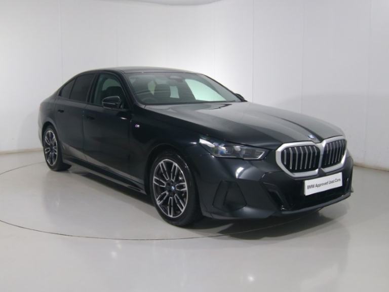 BMW 5 SERIES 520i M Sport 4dr Auto