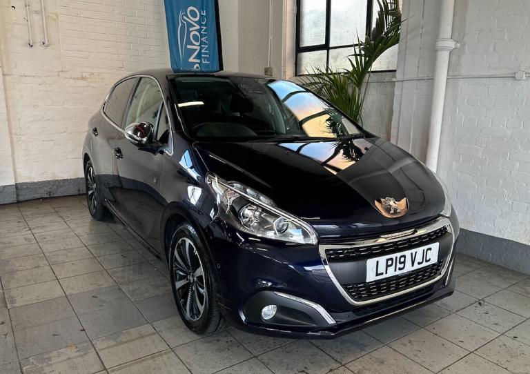 2019 Peugeot 208 1.2 PureTech 110 Tech Edition 5dr EAT6 HATCHBACK PETROL Automatic